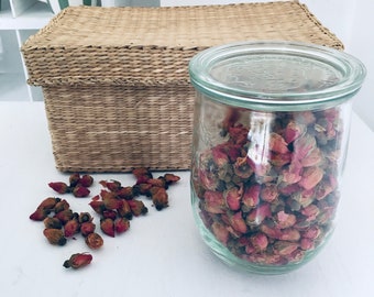 Decoration 140 grams of dried rosebuds in a jar pink