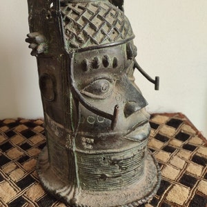 Commemorative head Benin Edo – Nigeria