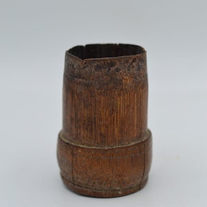 Wooden Lime Container with Nail – Indonesia