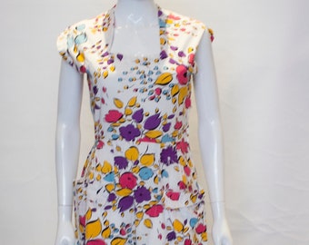 A Pretty Vintage 1940s - 1950s Cotton Summer Dress