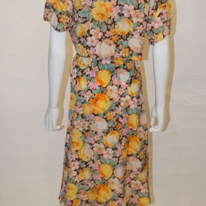 A Vintage 1940s floral printed summer Dress and Bolero image 6