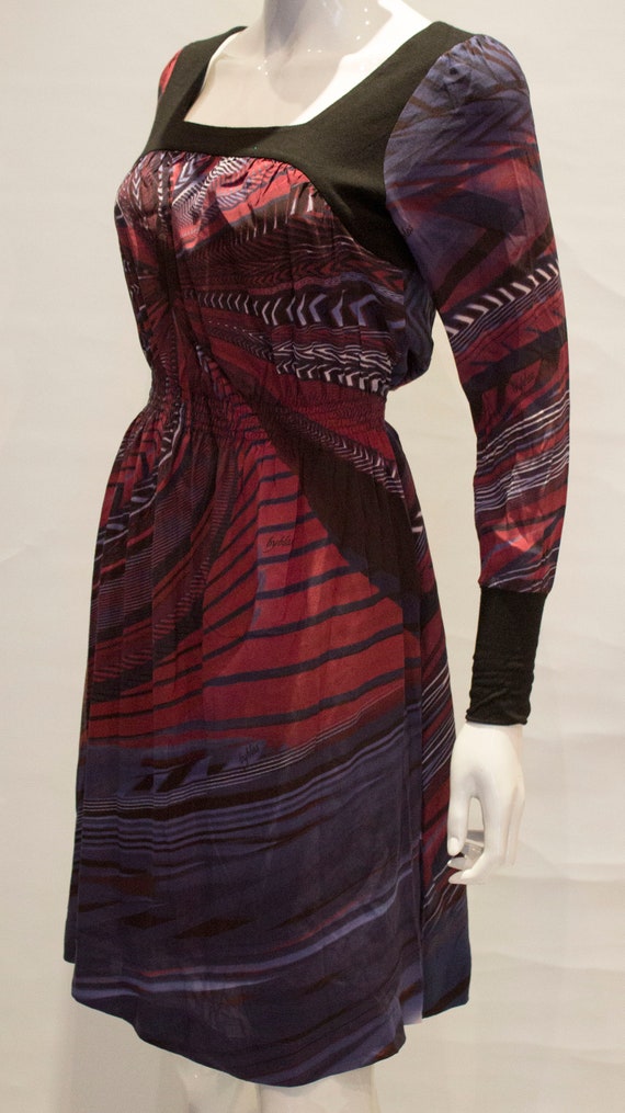 A vintage 1990s Byblos Silk printed Dress - image 5