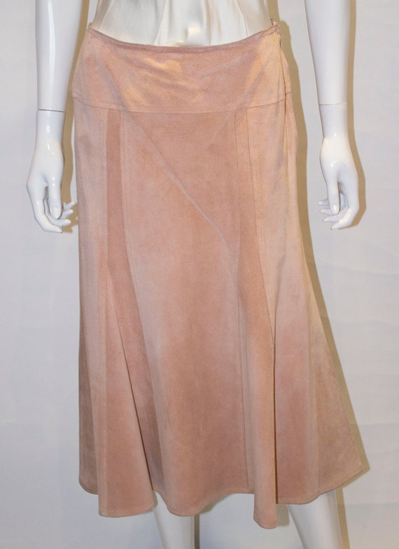 A Vintage 1990s Jean Muir pink Suede a line Skirt - image 3
