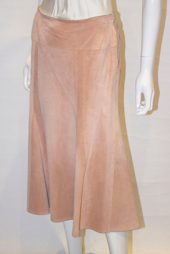 A Vintage 1990s Jean Muir pink Suede a line Skirt - image 5