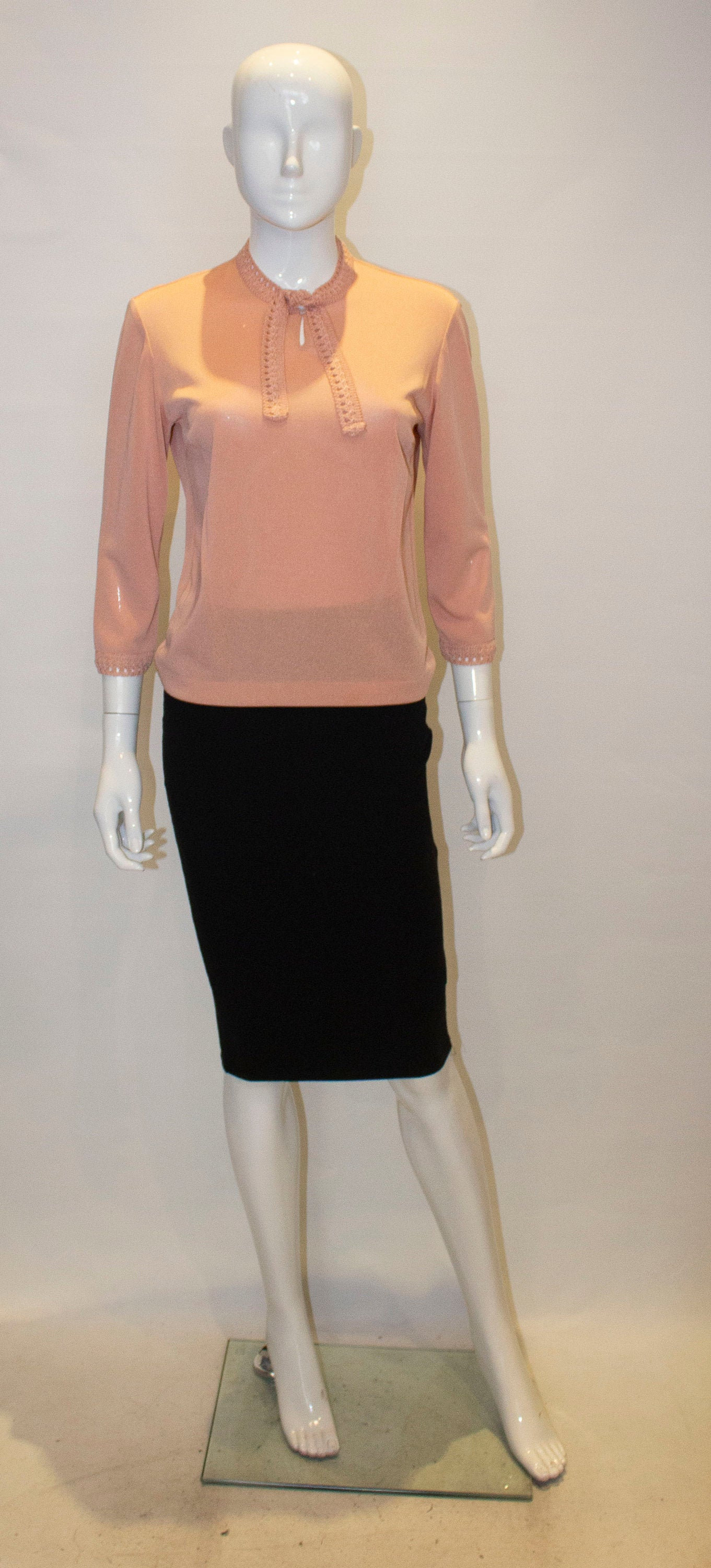 Image of A Vintage S Pink Jumper By Creation Anne Laroye