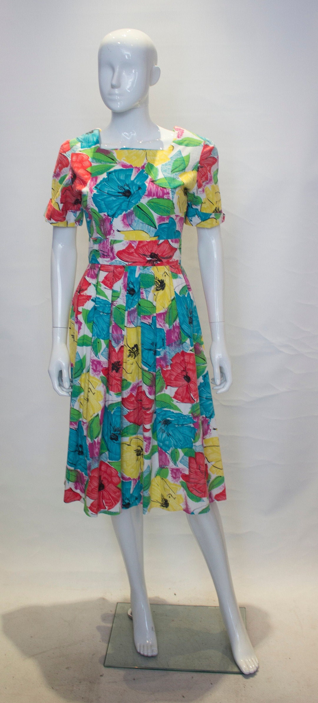 A Vintage 1950s Floral Cotton Summer Dress - Etsy