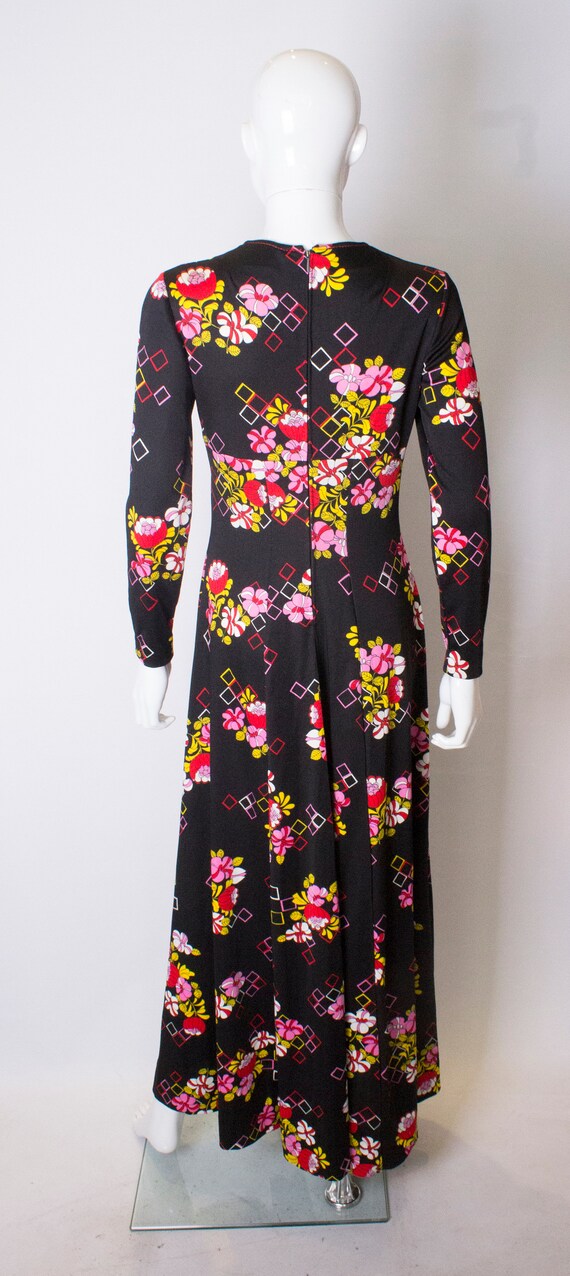 A Vintage 1970s Floral print Gown - image 7