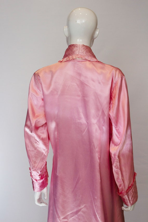 Vintage Pink Dressing Gown with Quilted Detail an… - image 4