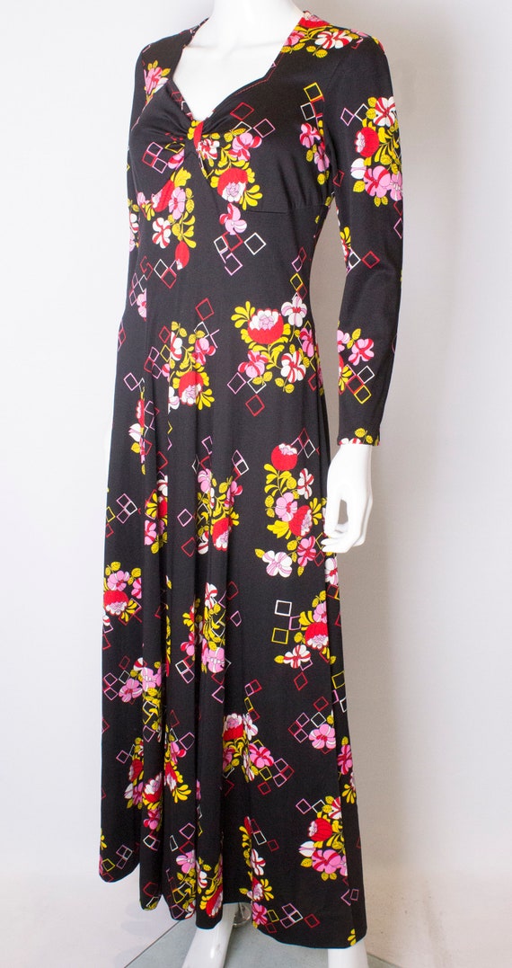 A Vintage 1970s Floral print Gown - image 4