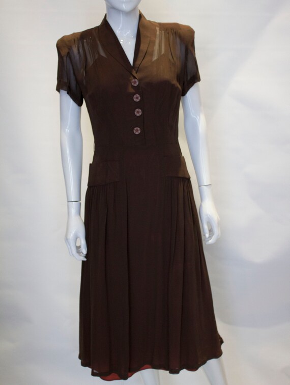 A Vintage Brown 1940s autumnal day Dress - image 2