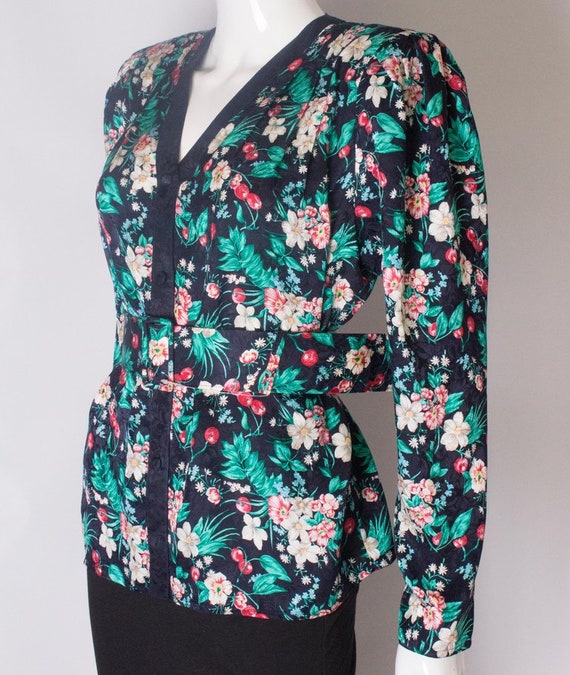 Vintage 1980s silk floral printed jacket with mat… - image 8