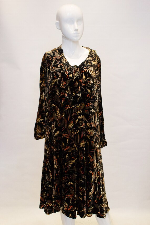 Vintage 1920s Velvet Dress - image 3