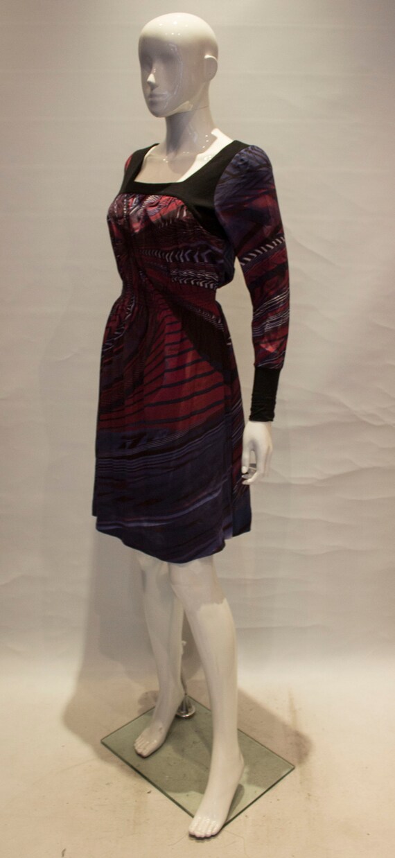 A vintage 1990s Byblos Silk printed Dress - image 4