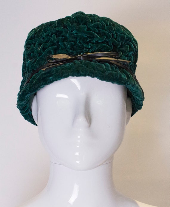 A Vintage 1960s green Jaccol Velvet Hat - image 1