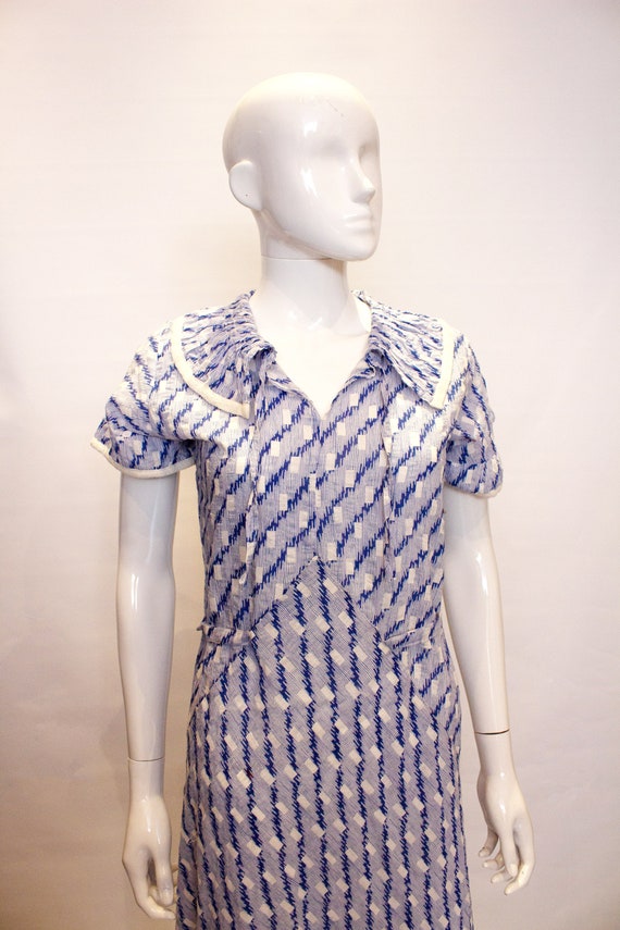 Vintage 1920s Blue and White Cotton Day Dress - image 4