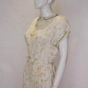 A Vintage 1950s Summer Cotton Dress by Nelly Don image 4