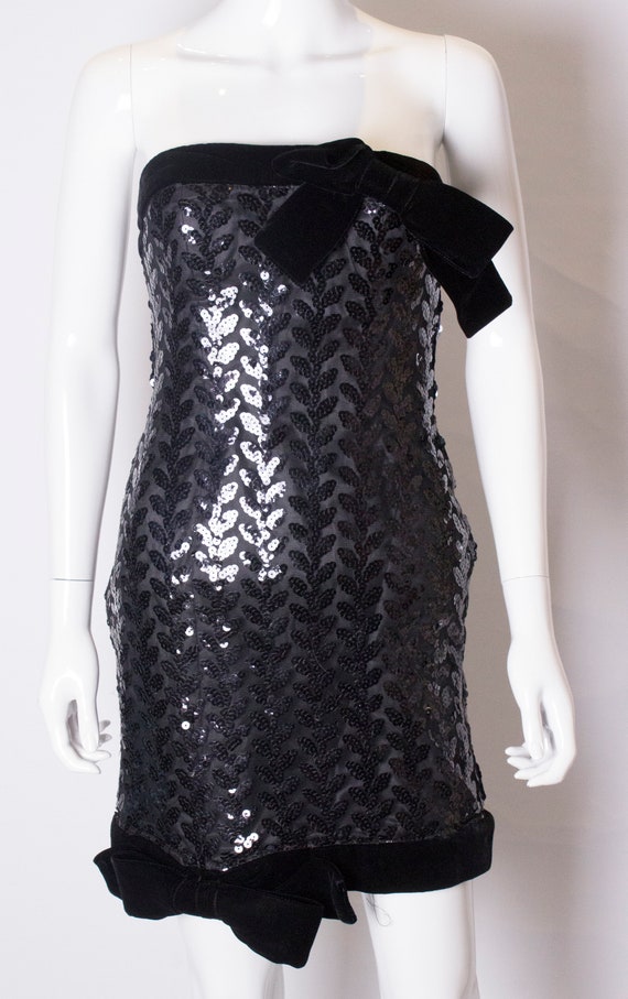 A Vintage 1980s black sequin strapless Victor Cos… - image 2