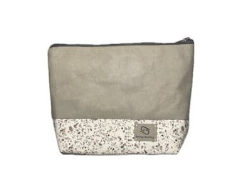 "Ilse" cosmetic bag made of washable paper in various designs