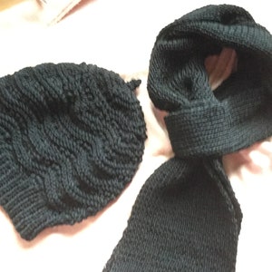 Decorative scarf and beanie, for allergy sufferers, low-lint cotton, black