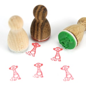 Stemplino Ministempel - Egon Erdmännchen - Mini Stempel Kinder Holzstempel für Tagebuch Journal Mungo Mongoose Meerkat Timon Zoo Tiere