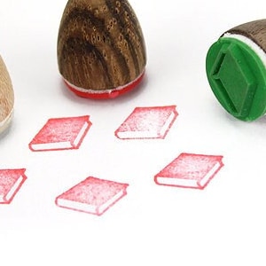 Stemplino Ministempel - Buch - Holz Motivstempel für Journal Kalender Weihnachtskarten basteln,Mitgebsel Kinder Stempel,Bücherliste Lesen