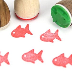 Stemplino Mini timbro - Fred Fish - Timbro in legno Timbro in legno con motivo Timbro Diario Planner Amante della costa Pescatore Mare marittimo