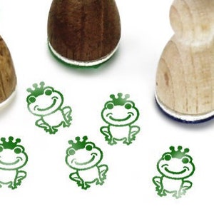 Stemplino Ministempel - Frosch mit Krone - Holzstempel Holzstempel für Tagebuch Planer Froschkönig Frösche küssen Märchenmotiv