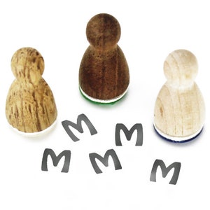 Letterstempel - hoofdletter M - houten alfabetstempel voor dagboekkaarten, kalenderambachten, kinderstempel, gepersonaliseerde naambelettering