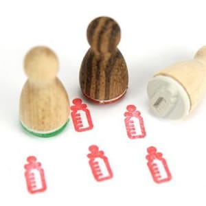Mini sello Stemplino - Biberón - Sello de madera para regalo, agenda, biberón, nacimiento, bautismo, embarazo