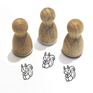 Ministempel -Enno Eichhörnchen- Tier Motiv Kinderstempel zum Basteln Malerei Journal Adventskalender Ideen Wald Nüsse,Serie 10-F021