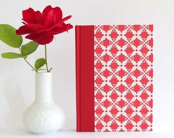 Cuaderno rojo y blanco m