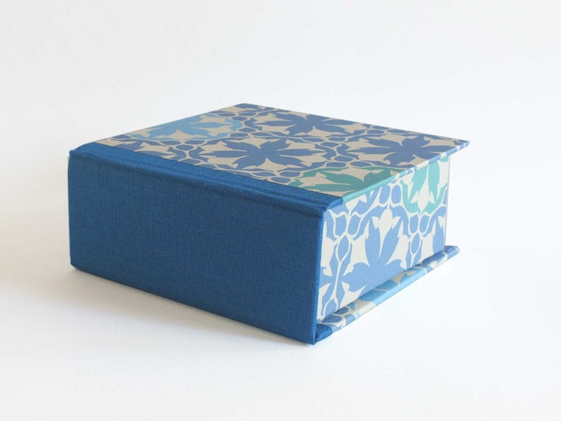 Paper box hazelnut turquoise image 5