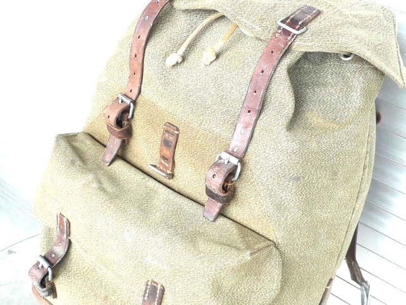 1960 Vintage Swiss Army Backpack Citybag Salt and Pepper Swiss Leather Canvas Leder Rucksack Schweizer Armee Suisse Sac a Dos Lin Leinen