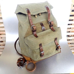 Zaino vintage dell'esercito svizzero del 1965, zaino Citybag Salt and Pepper, zaino da caccia in pelle svizzera, zaino da motociclista svizzero, escursione a Menznau