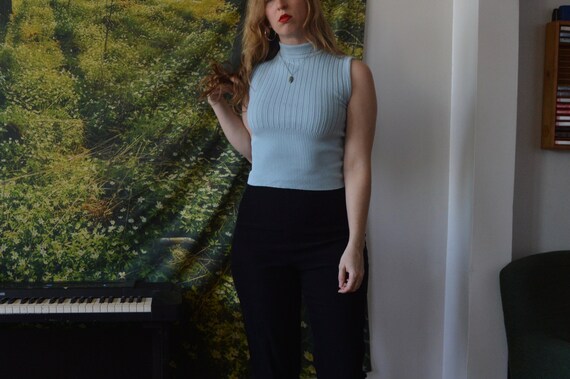 Vintage 1990s Sky Blue Sleeveless Light Turtleneck
