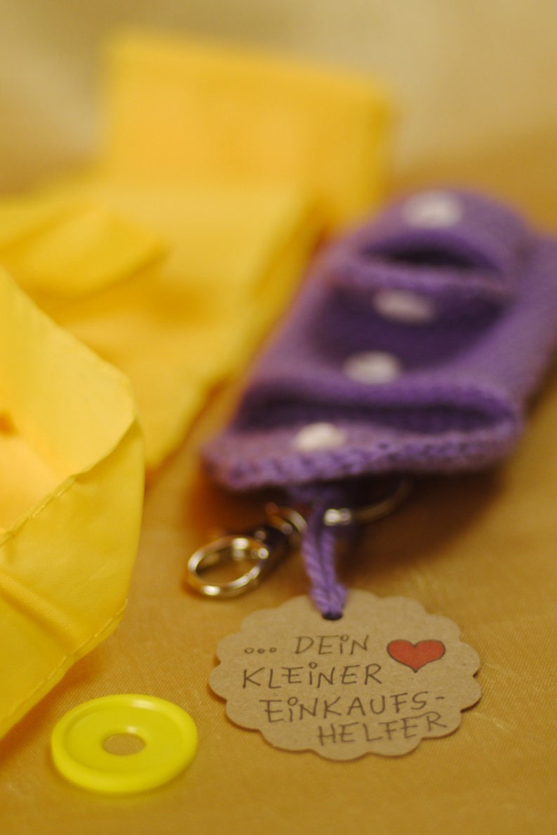 Small Keyring with Shopping Bag and Shopping Cart chip for Bag
