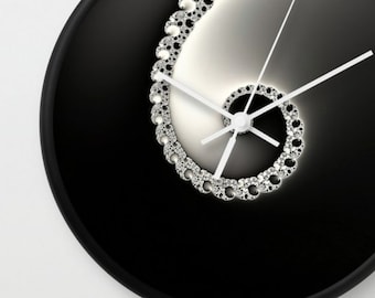 Wall Clock | Black and White | Spiral Design | Geometric Clock | Round Wall Clock | Kitchen Clock | Modern Wall Clock | Fancy Clock