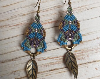 Ethnic macramé earrings, earrings with leaves, hand-woven earrings, long women's earrings, accessories and fashion, jewelry