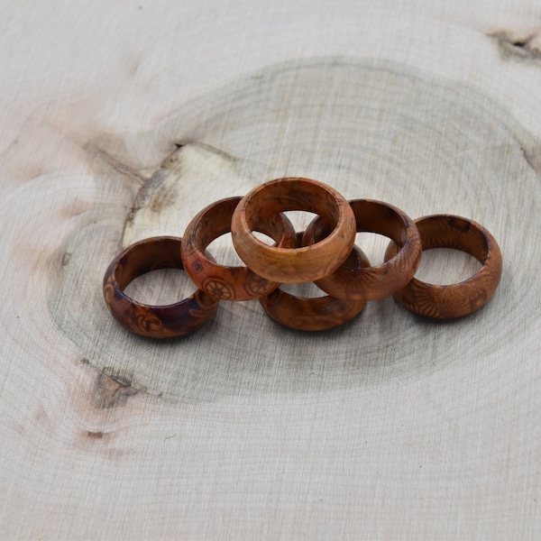 Smooth natural burlywood unisex ring - Choose your size in the option box!