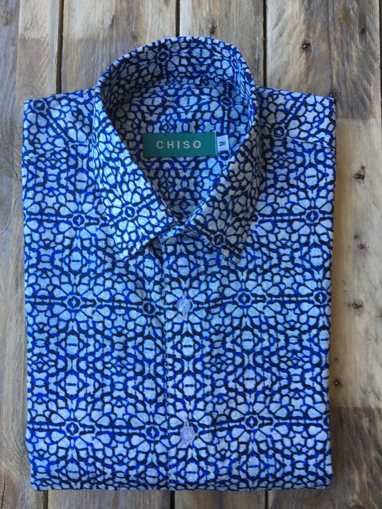 Nouveau ChisoShirts bleu, blanc et vert clair chemise à motifs en taille m : manches longues. Nouveau ChisoShirts bleu, blanc et vert clair chemise à en motifs en à taille m : manches longues. ee448a