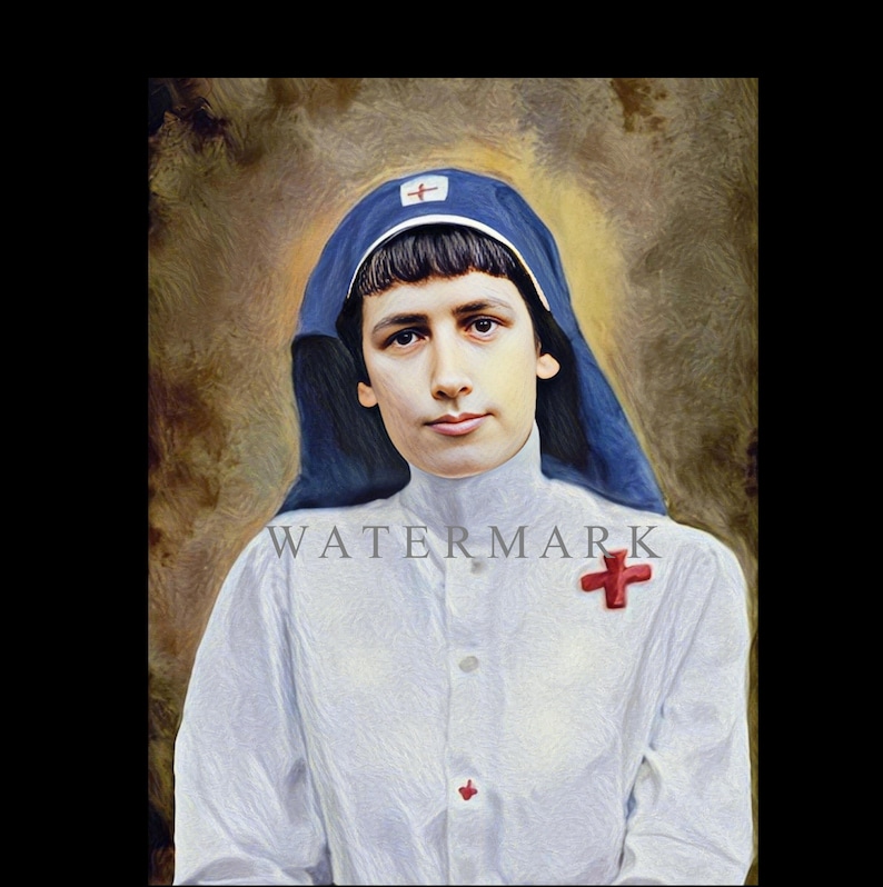 K&ouml;nnte beinhalten: Ein Vintage-Portr&auml;t einer Person in wei&szlig;er Uniform mit blauer Kopfbedeckung, verziert mit roten Kreuzen. Das Bild hat einen malerischen Stil, mit einem Wasserzeichen unten. Die Person hat einen ernsten Gesichtsausdruck.