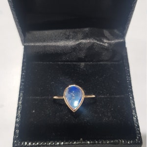 14k solid yellow gold natural AAA quality pear shaped rainbow moonstone gemstone ring