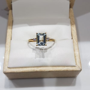 Aquamarine Ring /14k Gold Aquamarine Ring / Diamond Aquamarine Ring / March Birthstone Ring / Dainty Aquamarine Ring / Stackable Aquamarine
