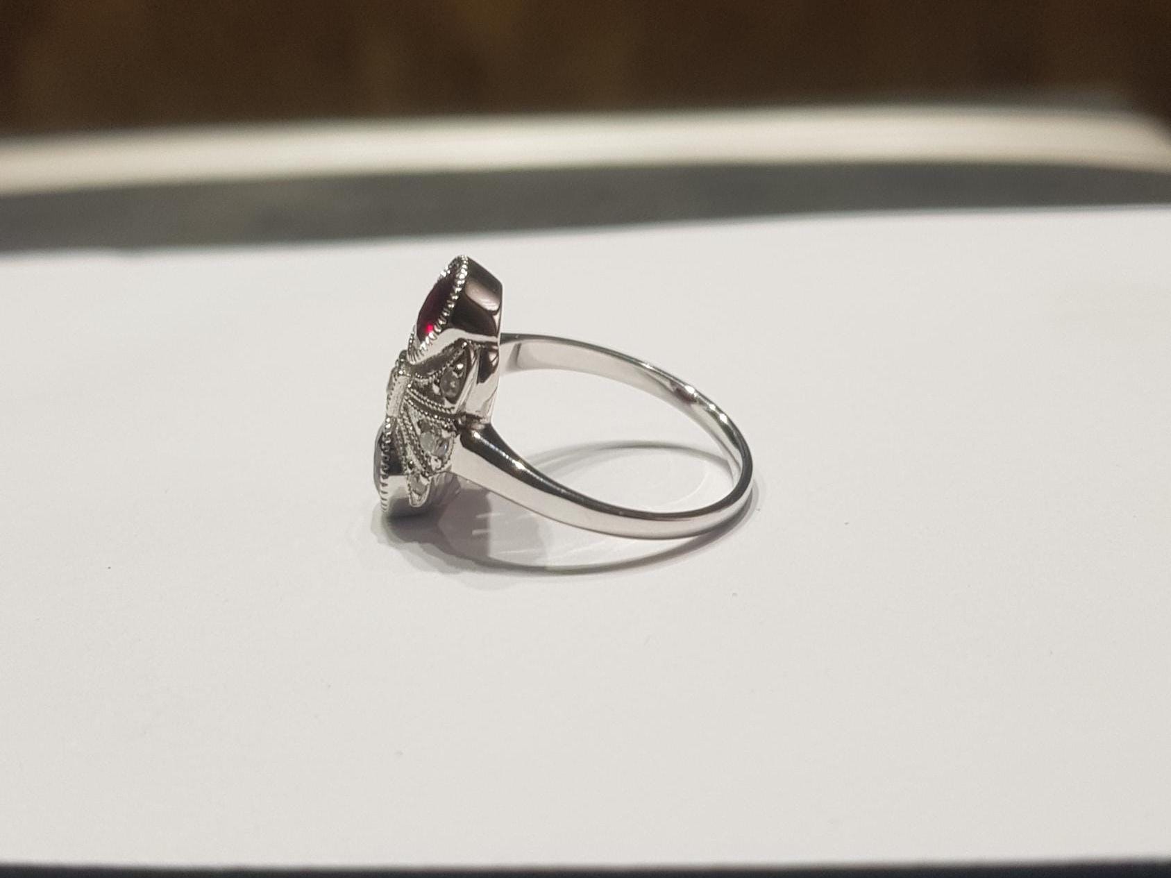 14k Solid White Gold Natural Round Shaped Ruby Gemstone and