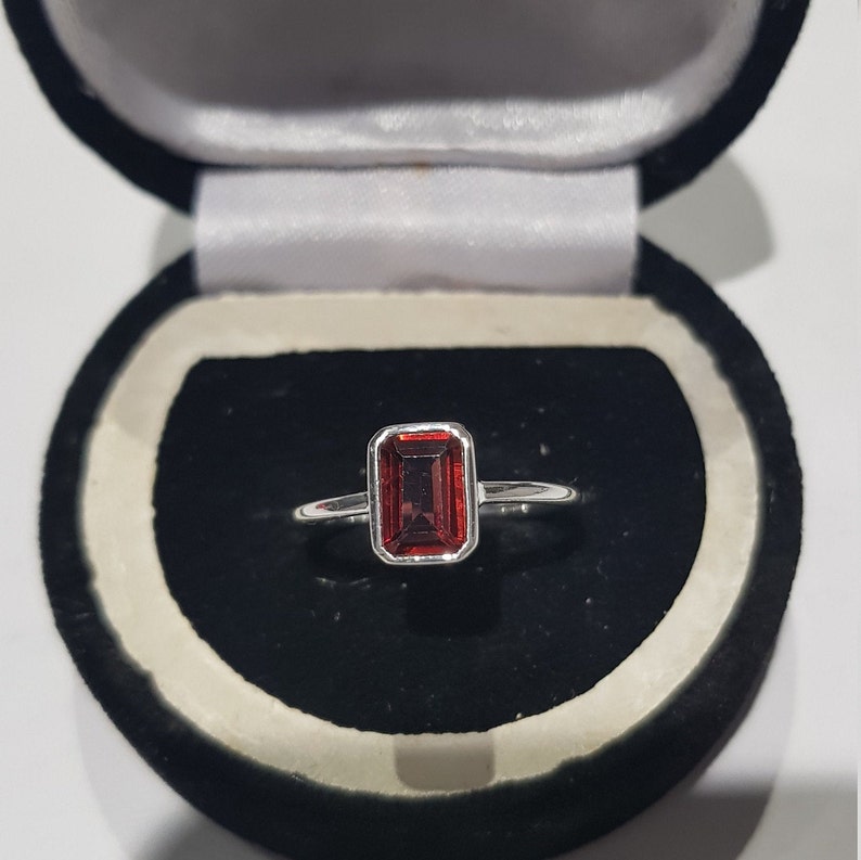925 solid sterling silver rhodium plated natural emerald cut rectangular shaped garnet gemstone ring