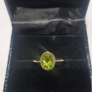 Peridot Ring / 14k Gold Peridot Ring / August Birthstone Ring / Dainty Peridot Ring / Stackable Peridot Ring / Ring For Her / Gift For Her