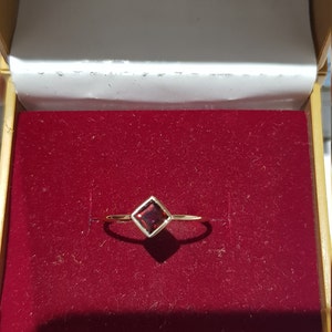Garnet Ring / 14k Gold Garnet Ring / January Birthstone Ring / Dainty Garnet Ring / Stackable Garnet Ring / Ring For Her / Gift For Her