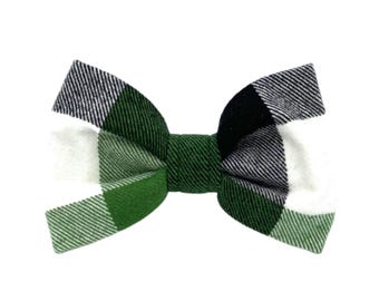 Green and White Buffalo Check Flannel Dog Bow Tie: Green Plaid Dog Tie, Holiday Bow Tie