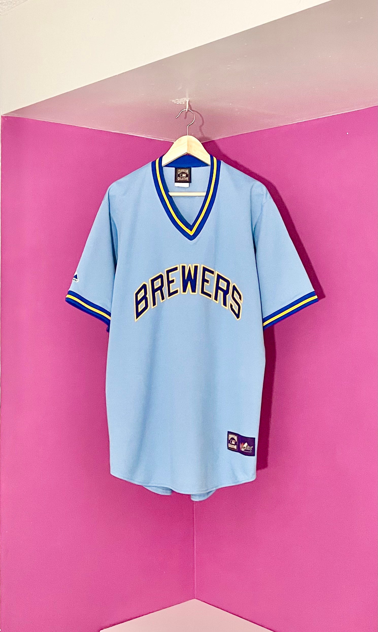 L/G Milwaukee Brewers Vintage Majestic Cooperstown Collection 