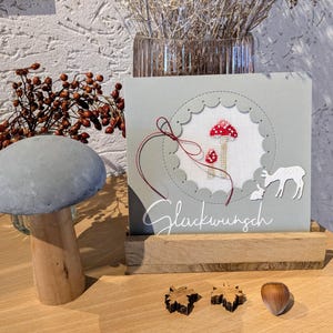 NEU**Grußkarte in Kreuzstich*Fliegenpilze*Klappkarte*handgestickt*Kreuzstichkarte*Geschenkkarte*Grußkarte mit Umschlag*C.Dahlbeck*